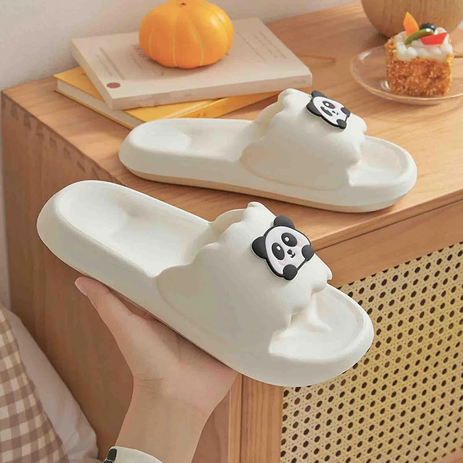 Cloud Slides Mens Pillow Slippers Women and Men Indoor Slipper Shower Shoes Non-Slip Open Toe Shower Slides