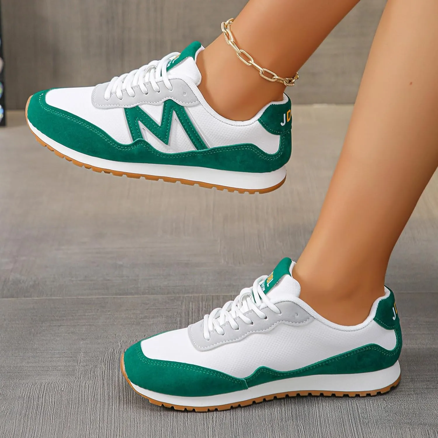 European and America Plus Size Casual Shoes for Women's Spring and Autumn New Round Toe Lace Up Color Women Water Shoes