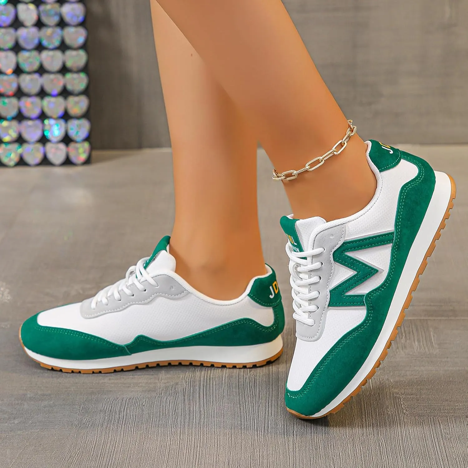 European and America Plus Size Casual Shoes for Women's Spring and Autumn New Round Toe Lace Up Color Women Water Shoes