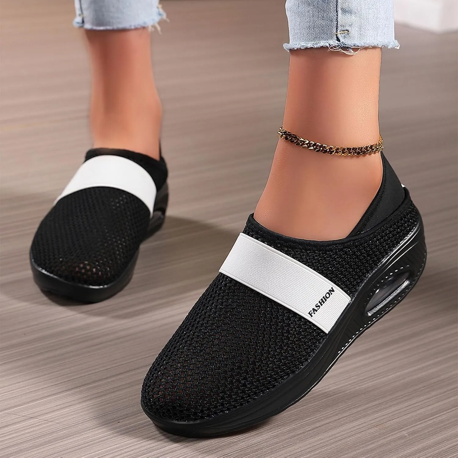 Lightweight Non Slip Sneakers for Men Breathable and Light Outdoor Comfy Walking Shoe Comfortable Stretch Shoes