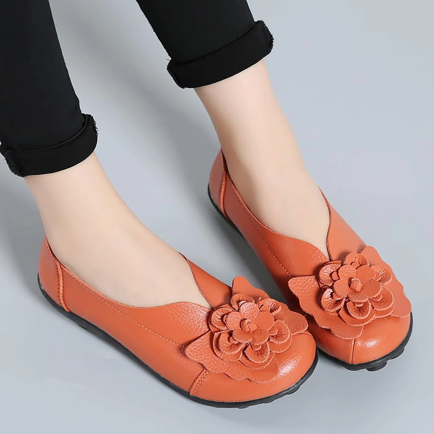Loafers for Women Comfort Flowers Slip on Soft Sole Flat Lightweight Closed Toe Moccasins Driving Flats Casual Work Office Shoes
