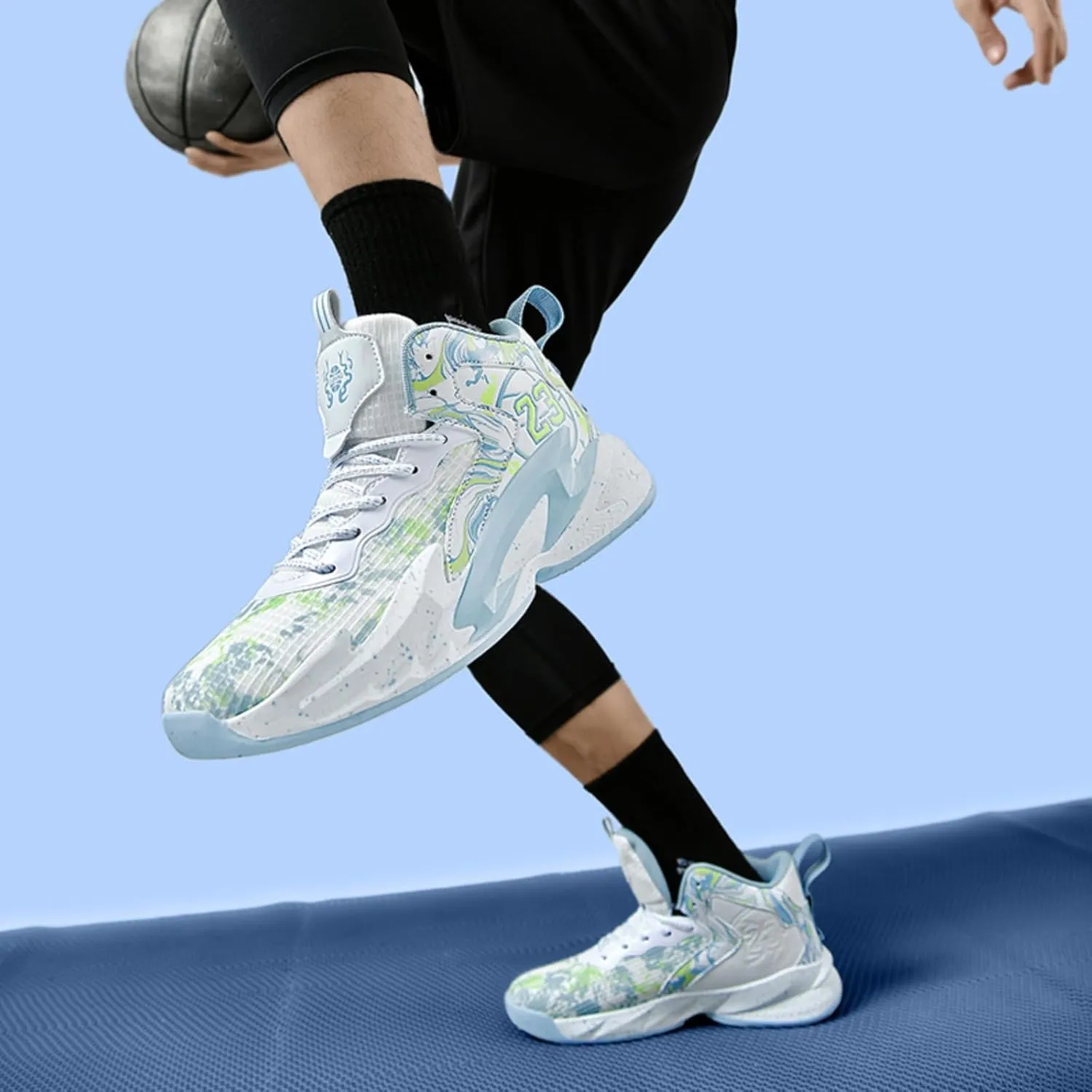 Men's Breathable Mesh High Top Basketball Shoes Fashion Non Slip Sports Shoes Outdoor Running Fitness Training Volleyball Shoes