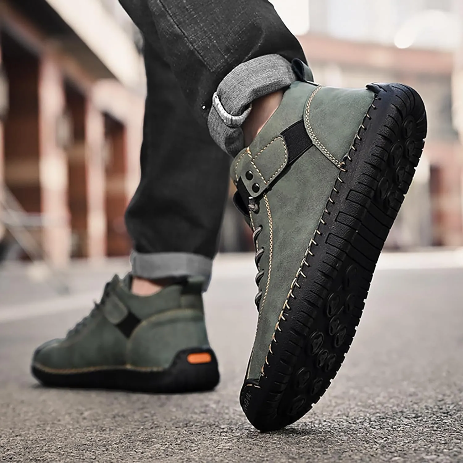 Mens High Top Sneakers Solid Color Lace-up Casual Breathable Soft Walking Running Shoes Comfortable Tennis Shoes Flat Bottom Non Slip Summer Spring Mens Shoe