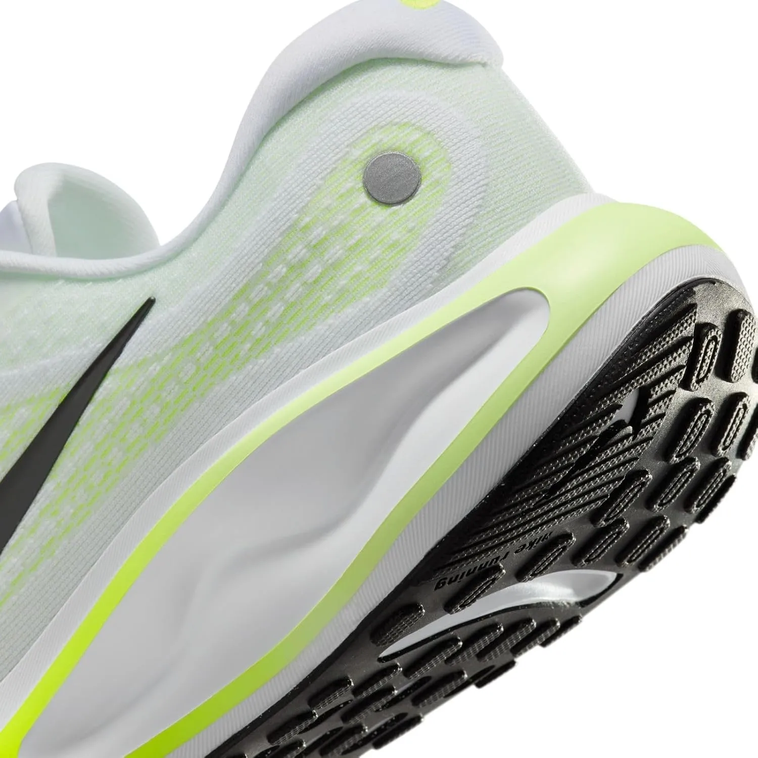 Nike Journey Run Men's Road Running Shoes