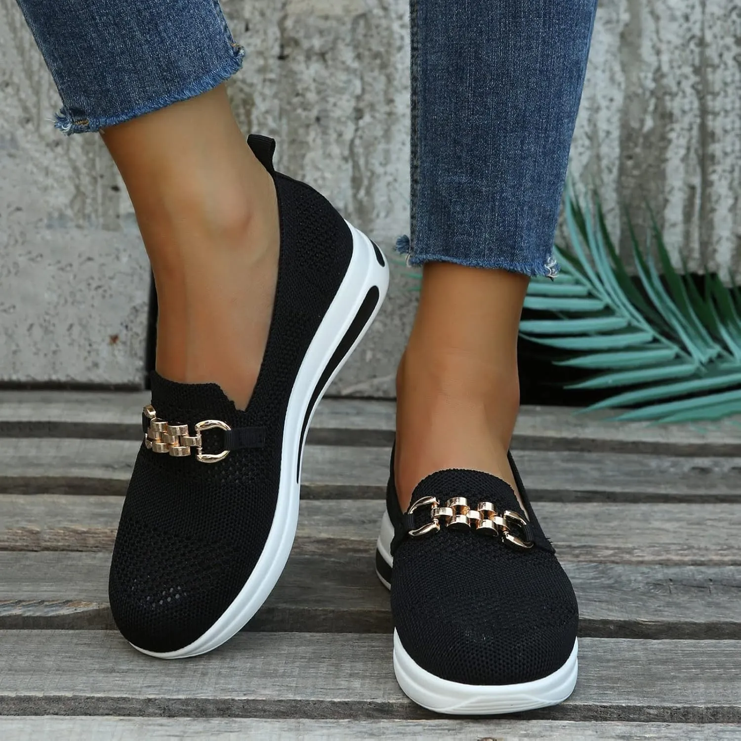 Slip on Chain Decorative Casual Sport Shoes Woven Comfortable Breathable Lighweight Sneakers for Alll Day Wear Soft Sole Outdoor Walking Shoes for Women