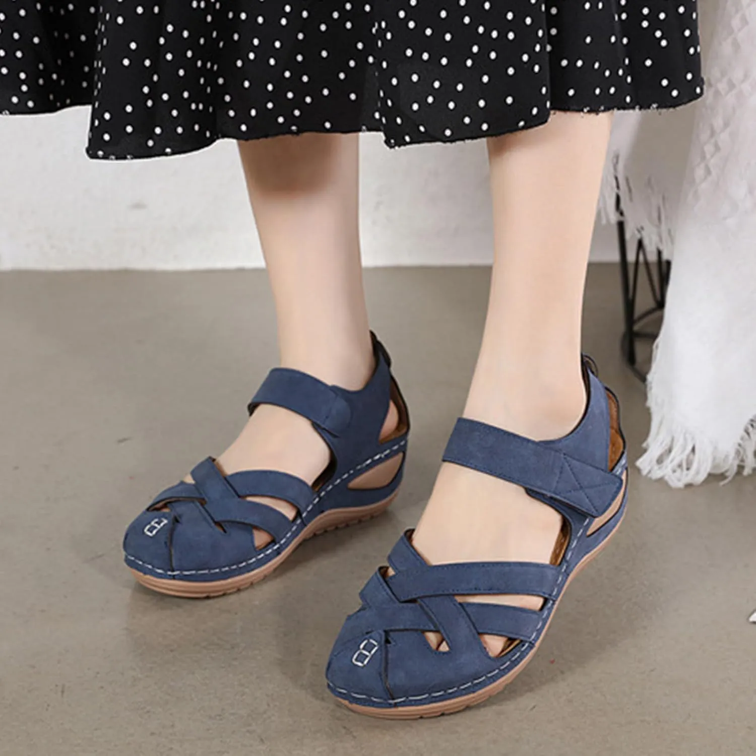 Women Canvas Slip On Lightweight Mule Sneaker,Summer Fashion Open Back Flats Walking Shoes Closed Round Toe Low Top Casual Comfort Print Flat Slippers Slip Non-Slip Sneakers 2025 Loafer