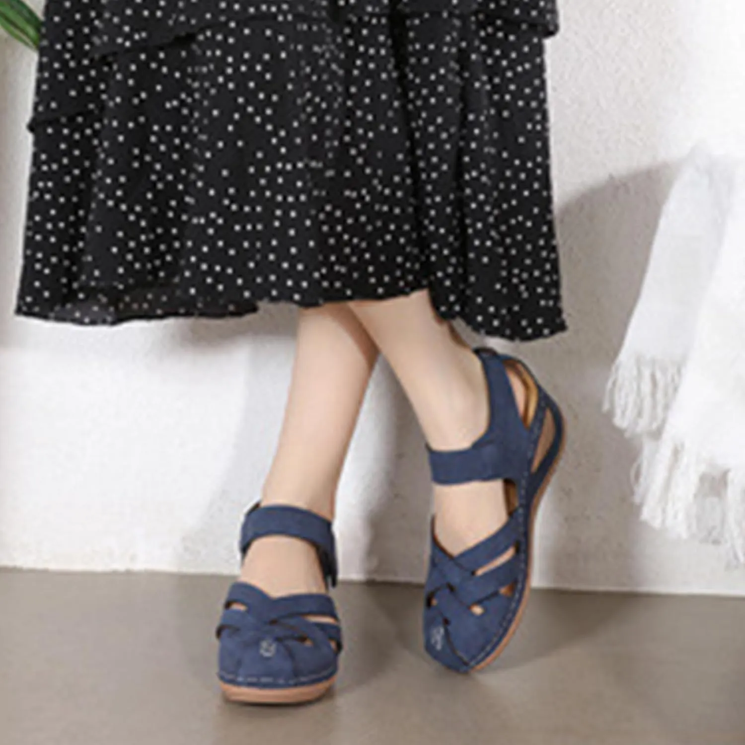 Women Canvas Slip On Lightweight Mule Sneaker,Summer Fashion Open Back Flats Walking Shoes Closed Round Toe Low Top Casual Comfort Print Flat Slippers Slip Non-Slip Sneakers 2025 Loafer