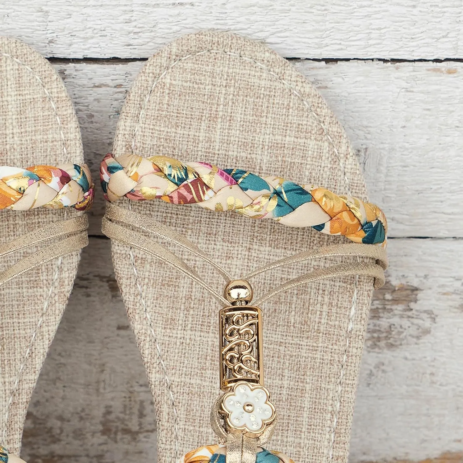 Women's Floral Print Flat Sandals 2025 Fashion Open Toe Elastic T-Strap Bohemian Comfortable Ankle Strap Sandals Summer Backless Mules Slide Walking Shoes for Daily Wear