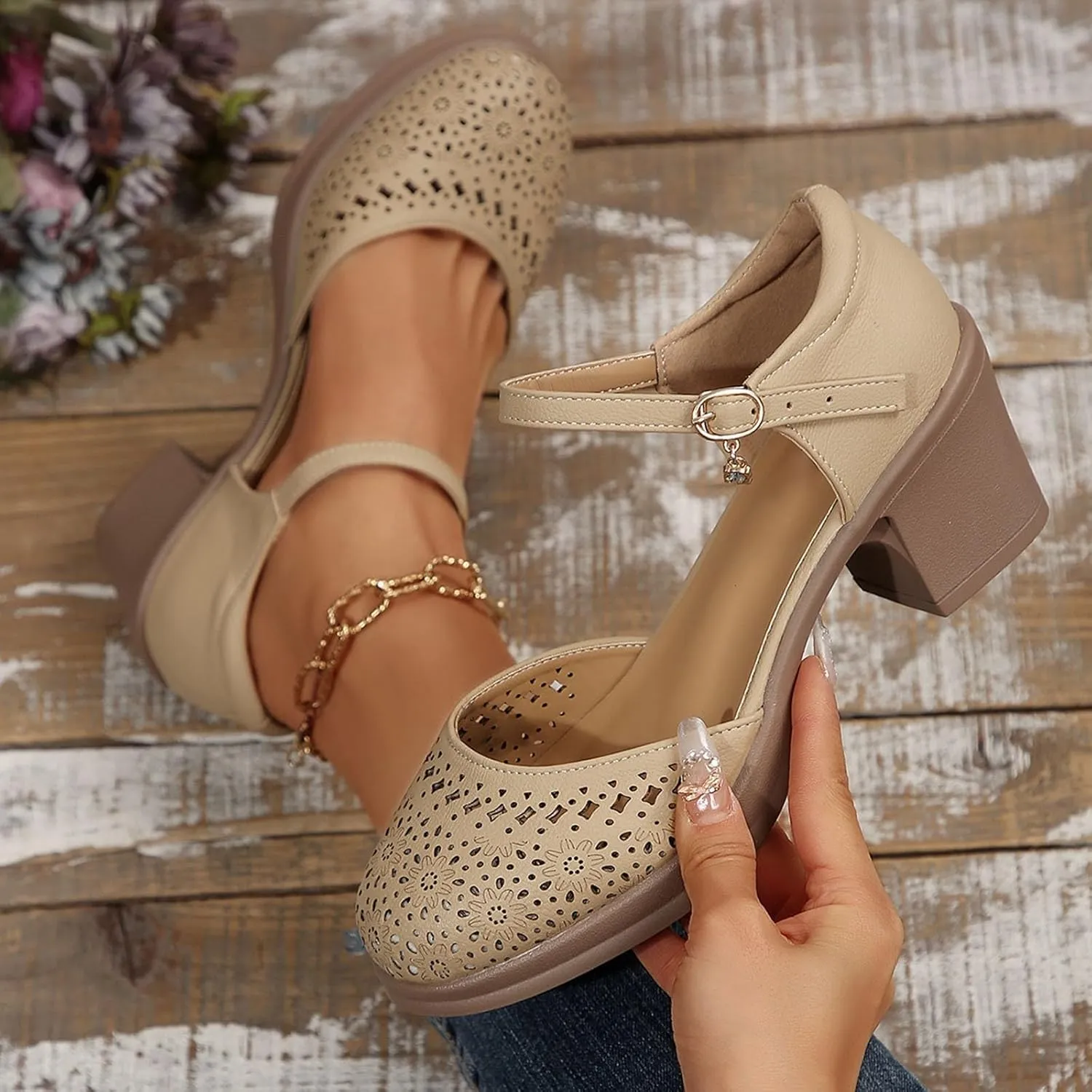 Women's Sandals Casual Wear Closed Toe Hollow Design Wedge Heel Ideal Spring And Summer Womens Metallic Dress Sandals